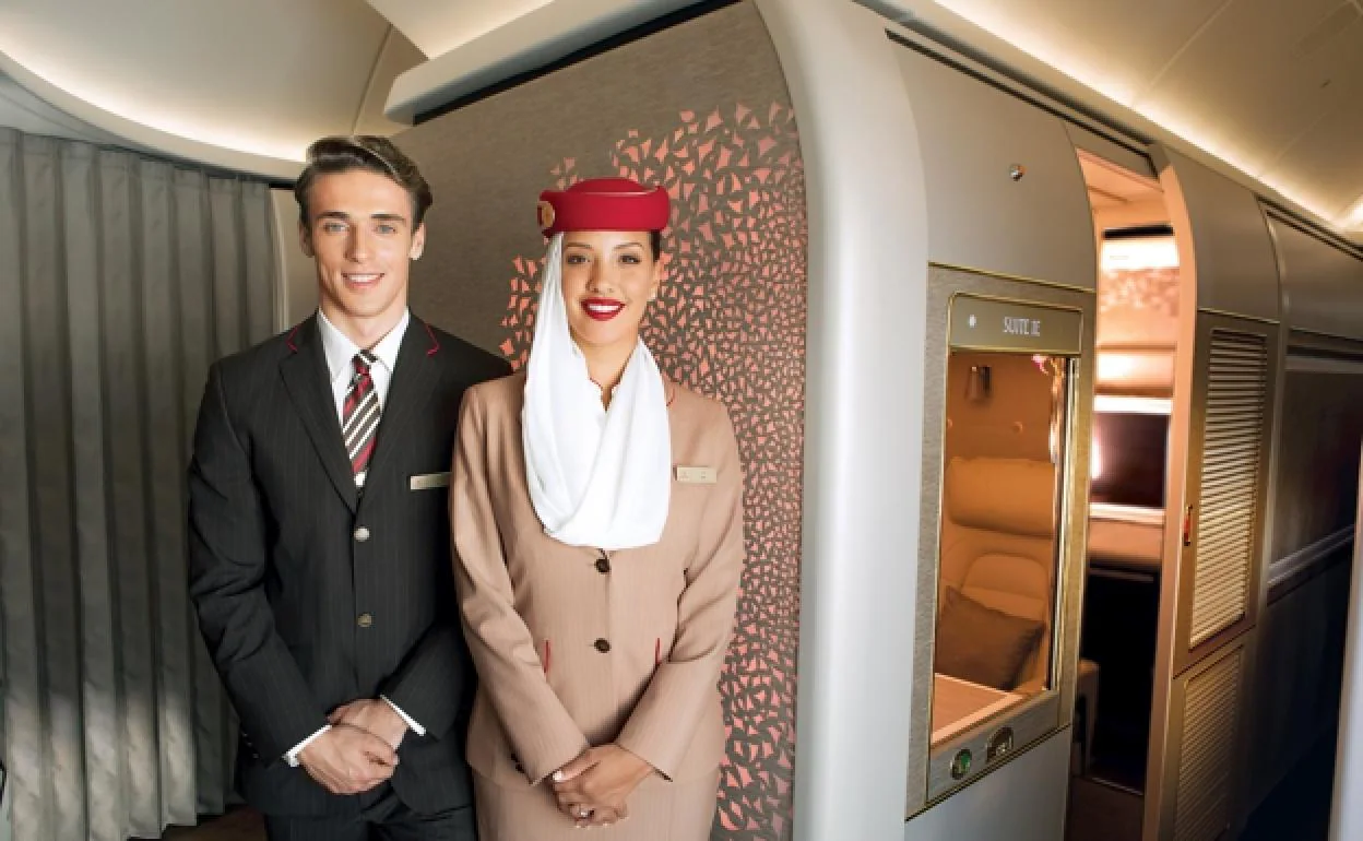 Emirates is recruiting cabin crew on the Costa del Sol Sur in English